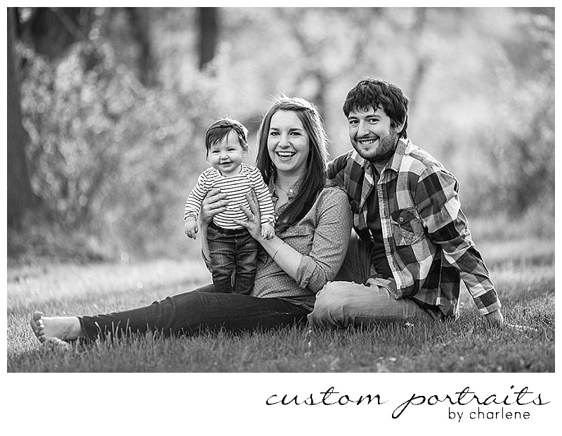 six month old six months photos family session with dog pittsburgh family photographer (17)