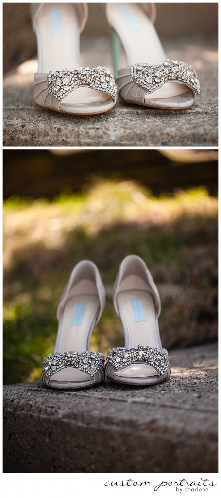 bridal prep photos shoes details wedding shoes pittsburgh wedding photographer (3)