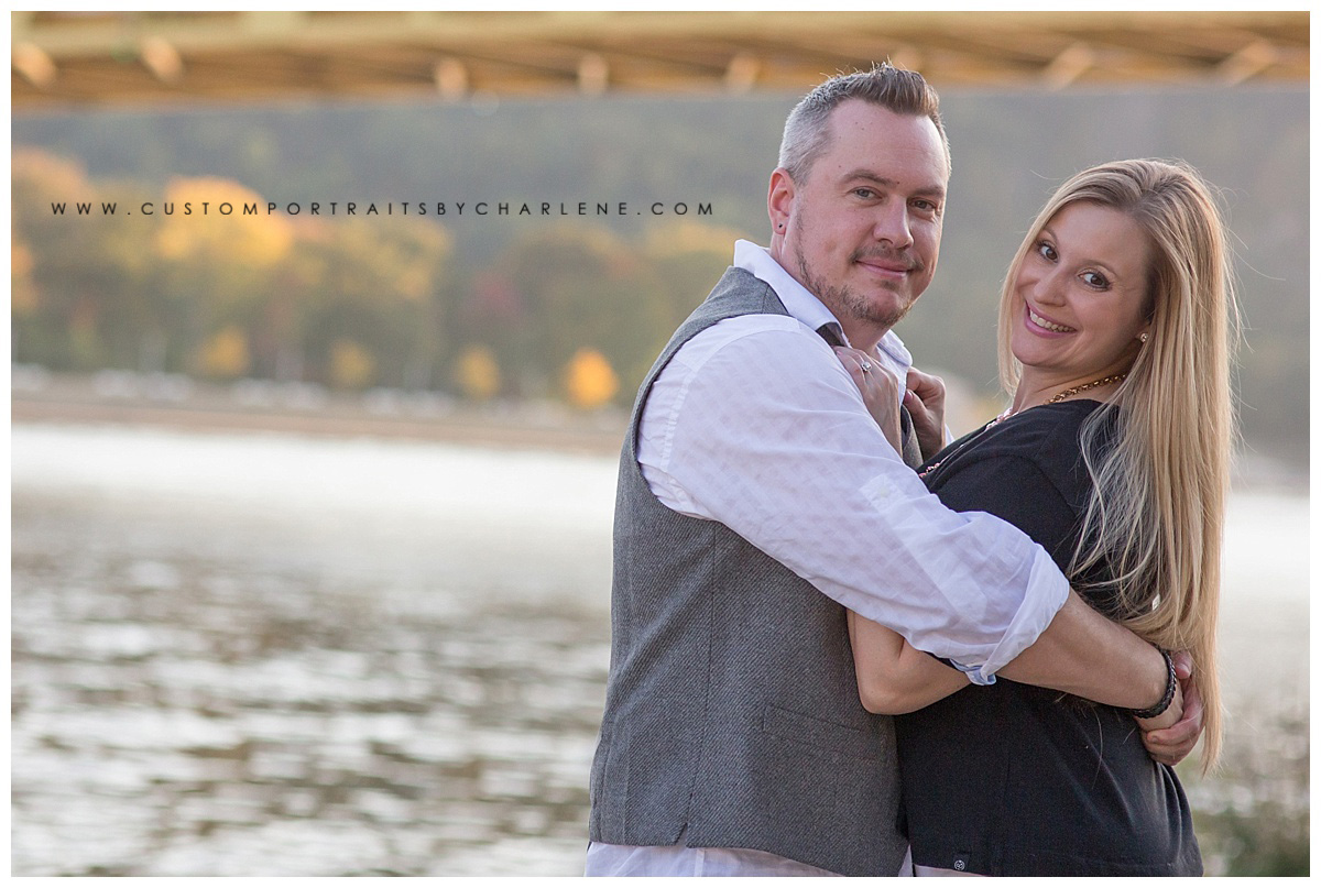 north-shore-pittsburgh-engagement-session-pittsburgh-wedding-photographer-allegheny-commons-park-clemente-bridge12