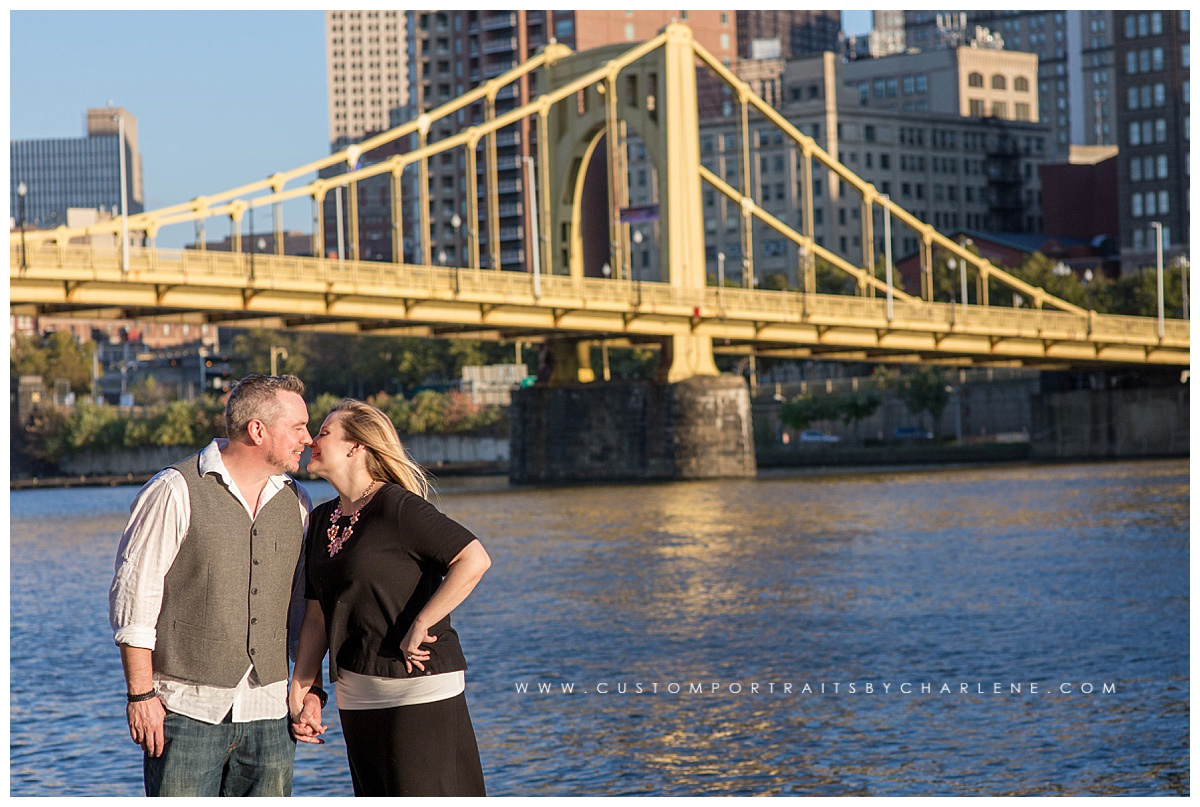north-shore-pittsburgh-engagement-session-pittsburgh-wedding-photographer-allegheny-commons-park-clemente-bridge14